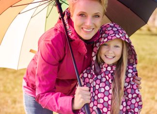 Parapluies français : quand qualité et style se rencontrent… Parapluies français : quand qualité et style se rencontrent...
